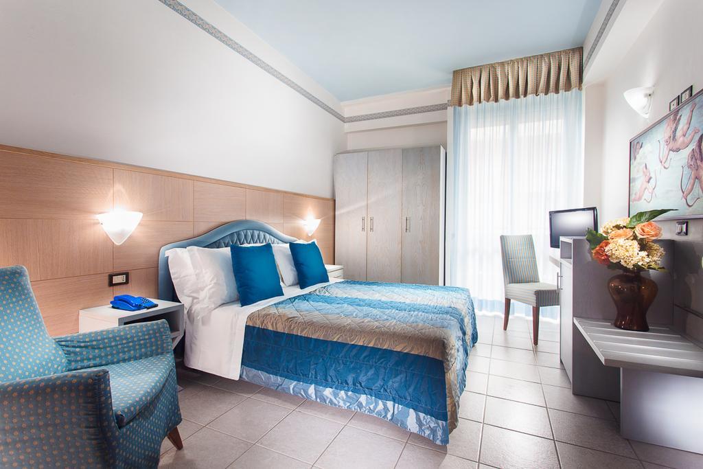 Hotel Imperiale ميلانو ماريتيما المظهر الخارجي الصورة